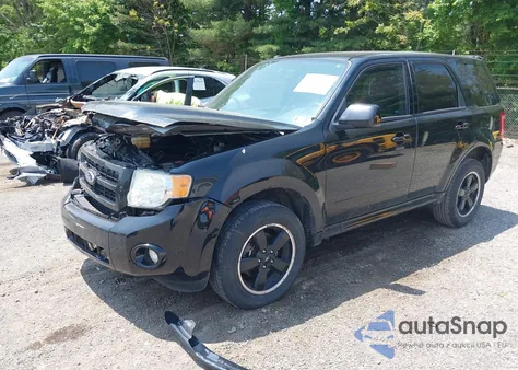 2010 Ford Escape Xlt из США, поврежденный, VIN 1FMCU0D78AKA77841